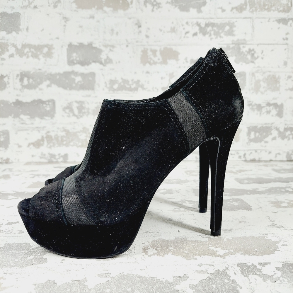 Jessica Simpson Black Heel Sandal Bootie E128